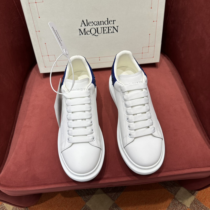 A1exa*der Mcqv*en Sneaker