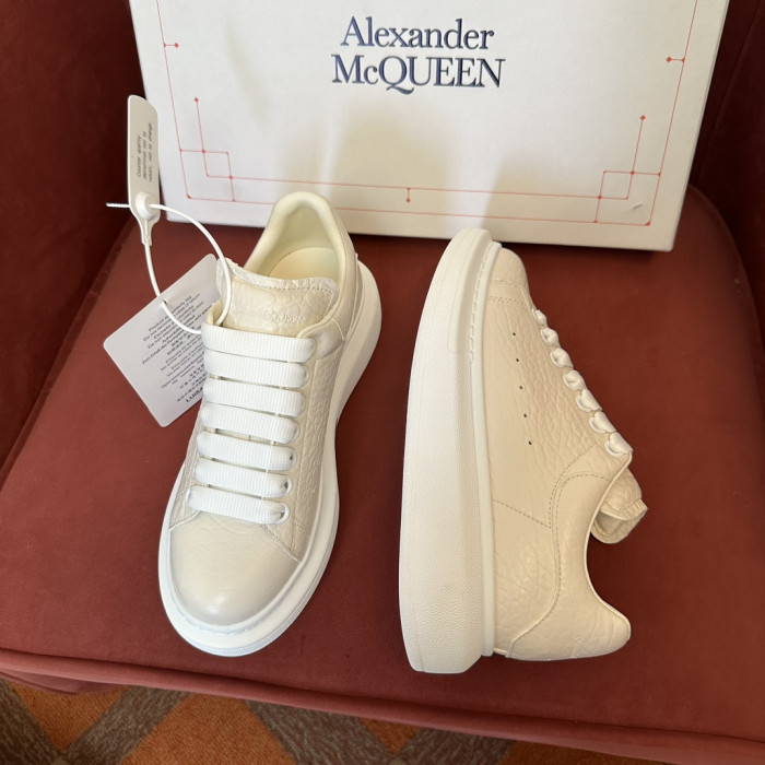 A1exa*der Mcqv*en Sneaker