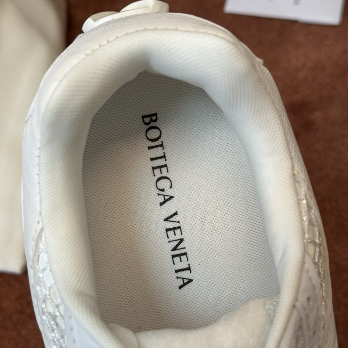 b0tt*ga Ven*ta orbit sneaker