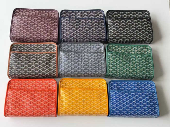 G09ard Jouvence Toiletry Bag
