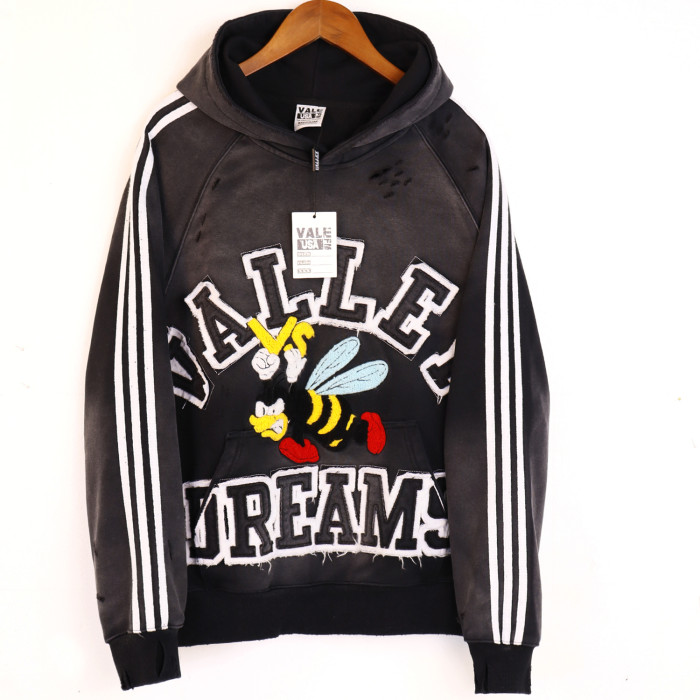 Vale Forever Valley Dreams Bee Hoodie & Sweatpants Set