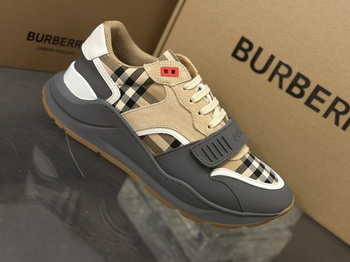 BUR*ERRY SNEAKER
