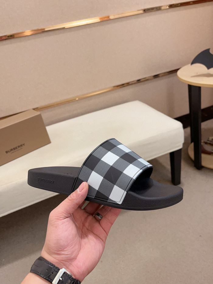 Bv*b*rry slides