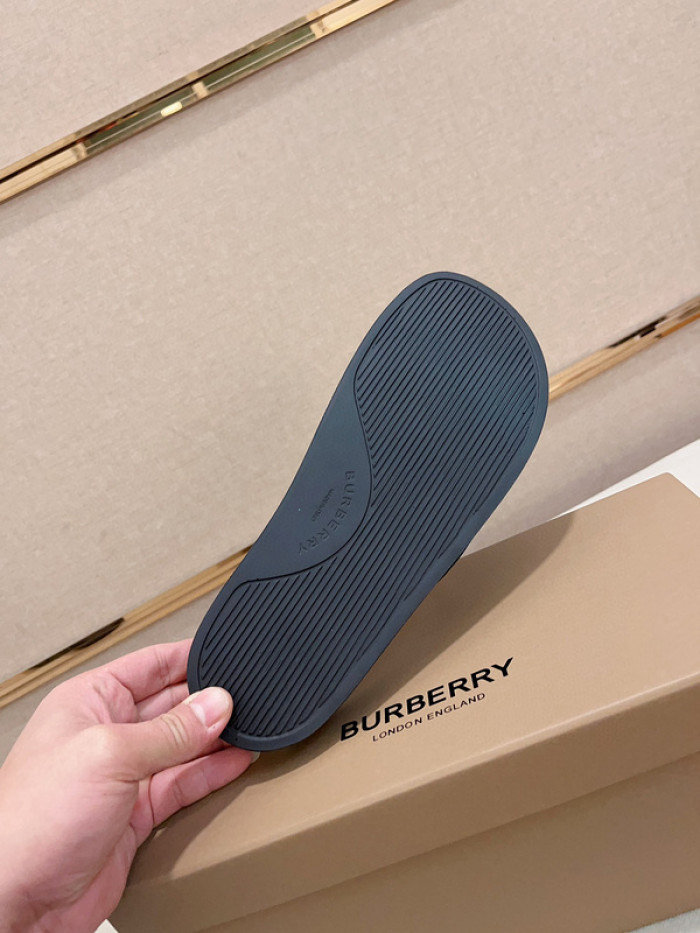 Bv*b*rry slides
