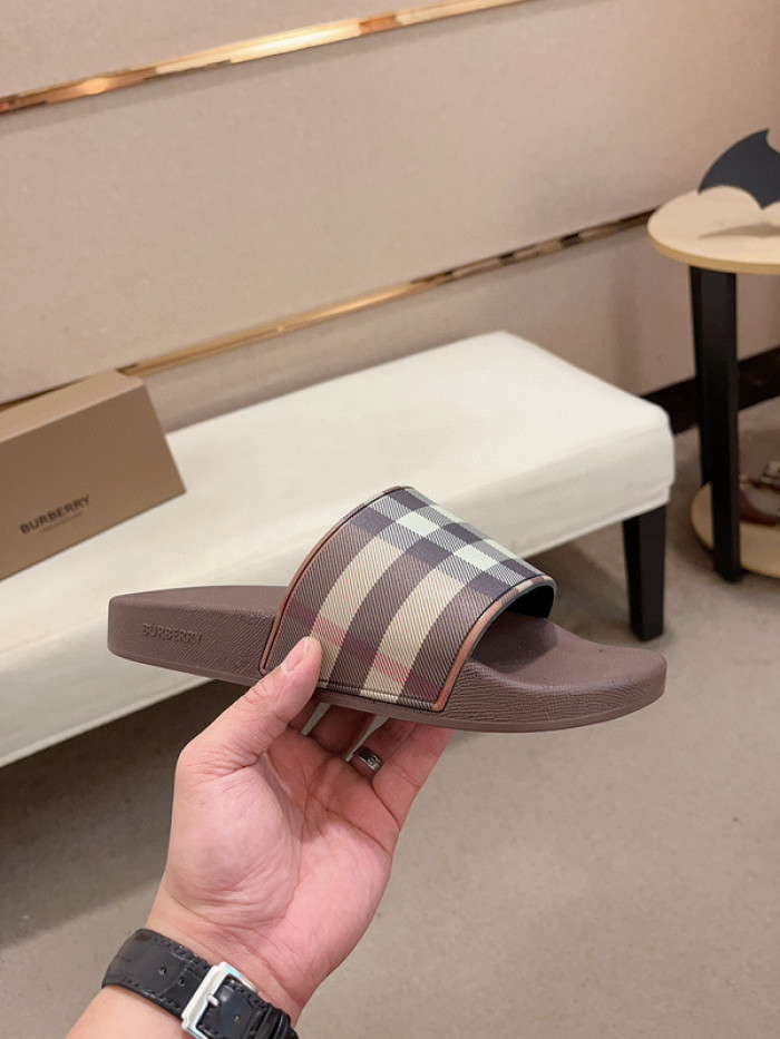 Bv*b*rry slides