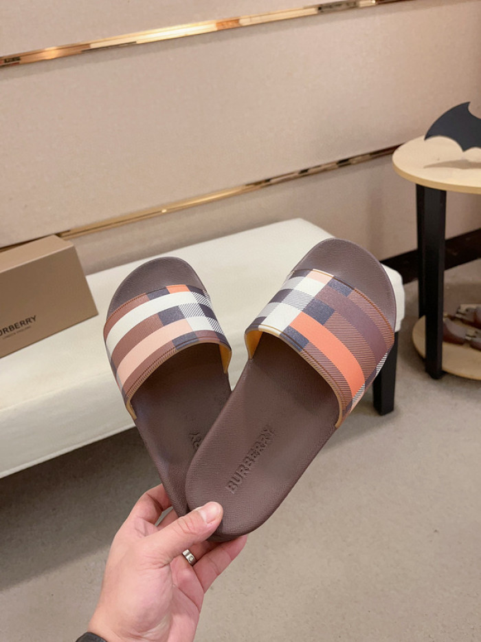 Bv*b*rry slides