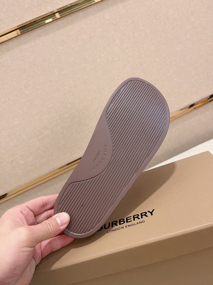Bv*b*rry slides