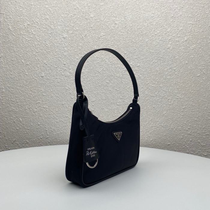 Pra*a Re‑Edition 2005 nylon hobo shoulder bag