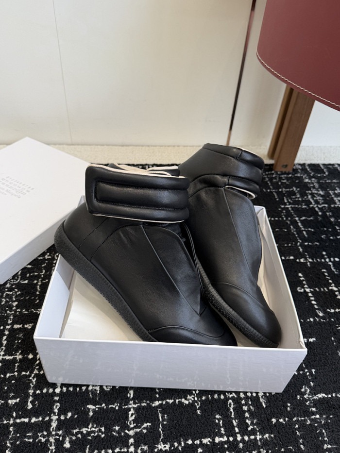 Ma1s0n Marg*e1a FUTURE SNEAKERS