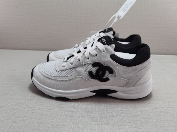 Ch**el sneaker