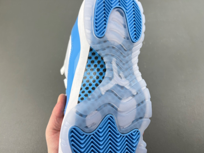 AIR JORDAN 11 LOW “UNIVERSITY BLUE” FV5104-100
