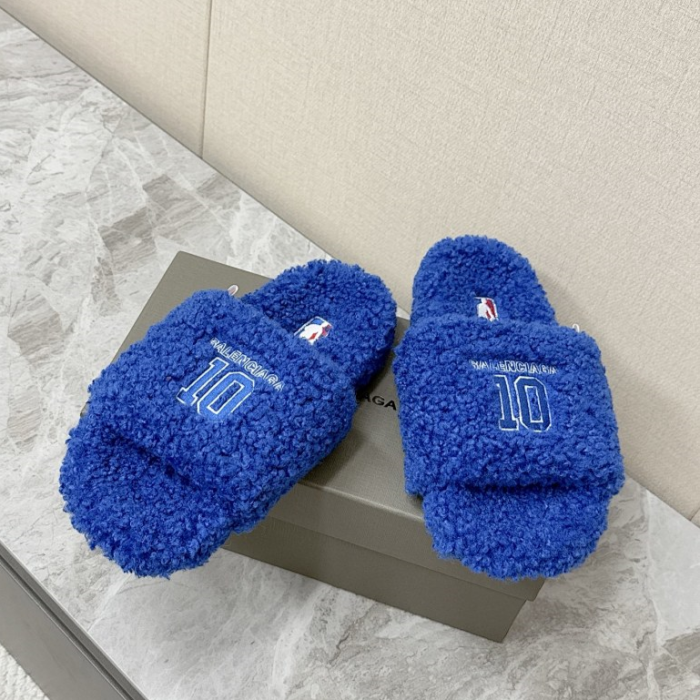Ba1en*iaga FURRY SLIDE SANDAL