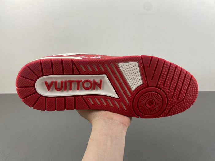 l0vis Vvtt0n lv trainer