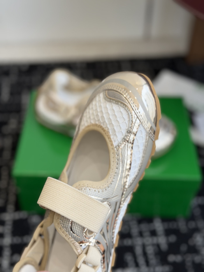 B0tt*ga Ven*ta Orbit Flash Mary- Jane Sneakers