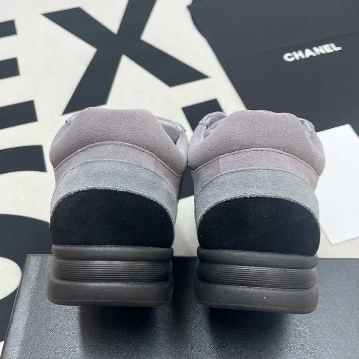 Ch**el sneaker