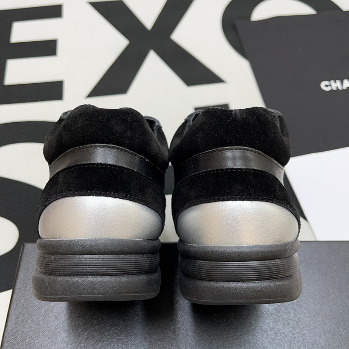 Ch**el sneaker