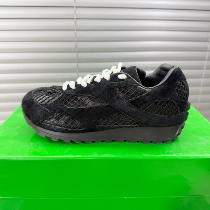 B0tt*ga Ven*ta ORBIT SNEAKER