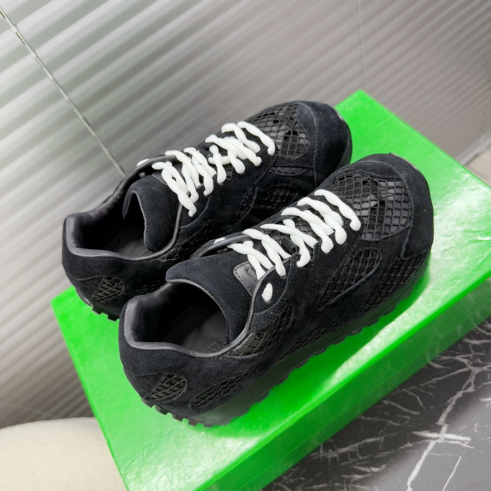 B0tt*ga Ven*ta ORBIT SNEAKER