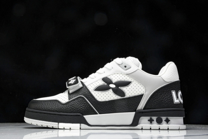 LV SKATE SNEAKER