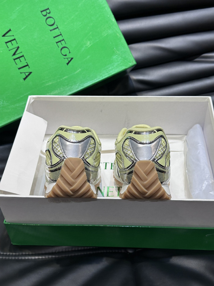 b0tt*ga Ven*ta orbit sneaker
