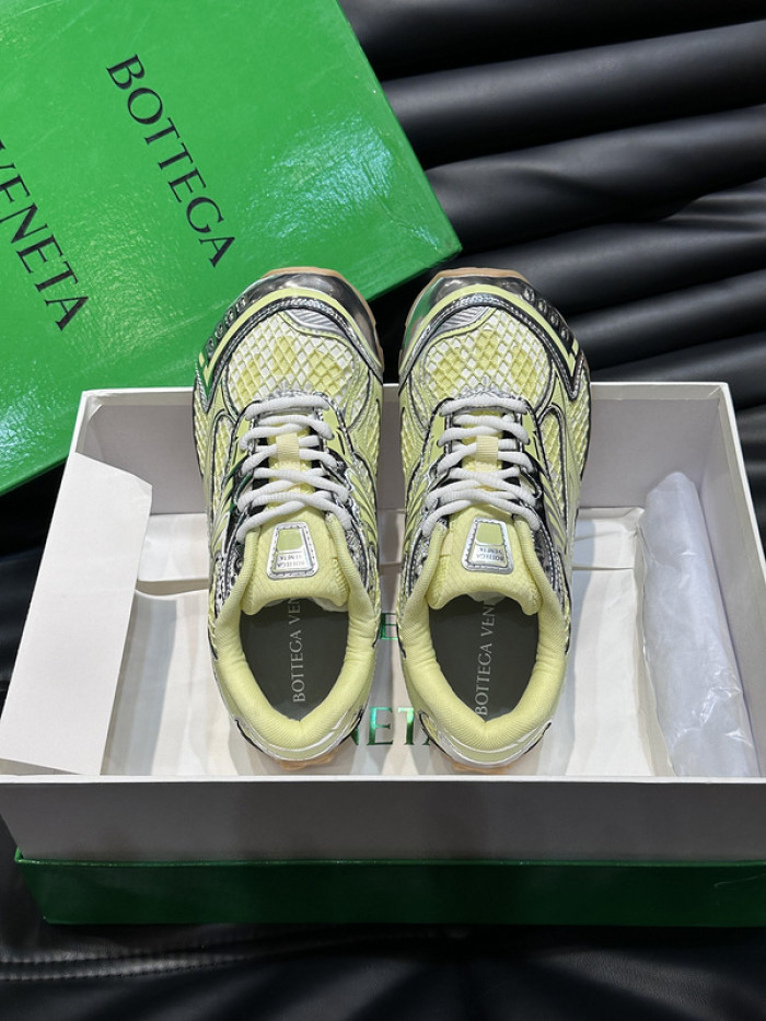 b0tt*ga Ven*ta orbit sneaker